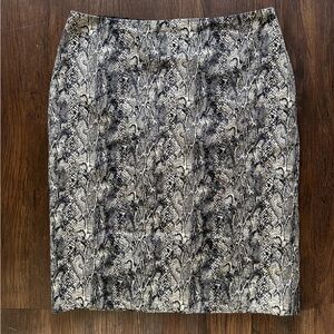 🦋Talbots Snakeskin Mini Skirt Pencil Skirt Casual Formal Office Size 12
